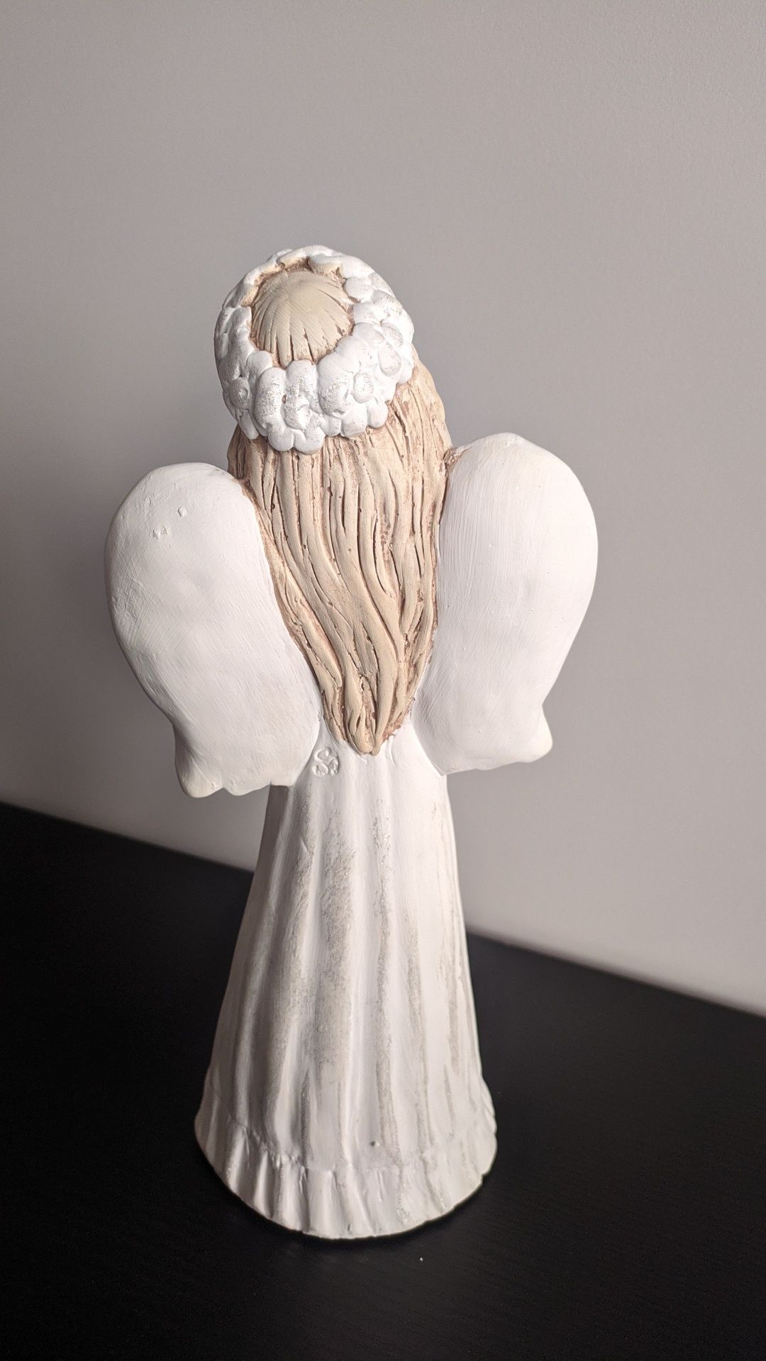 Figurka aniołek w wianku z książką nowa handmade anioł