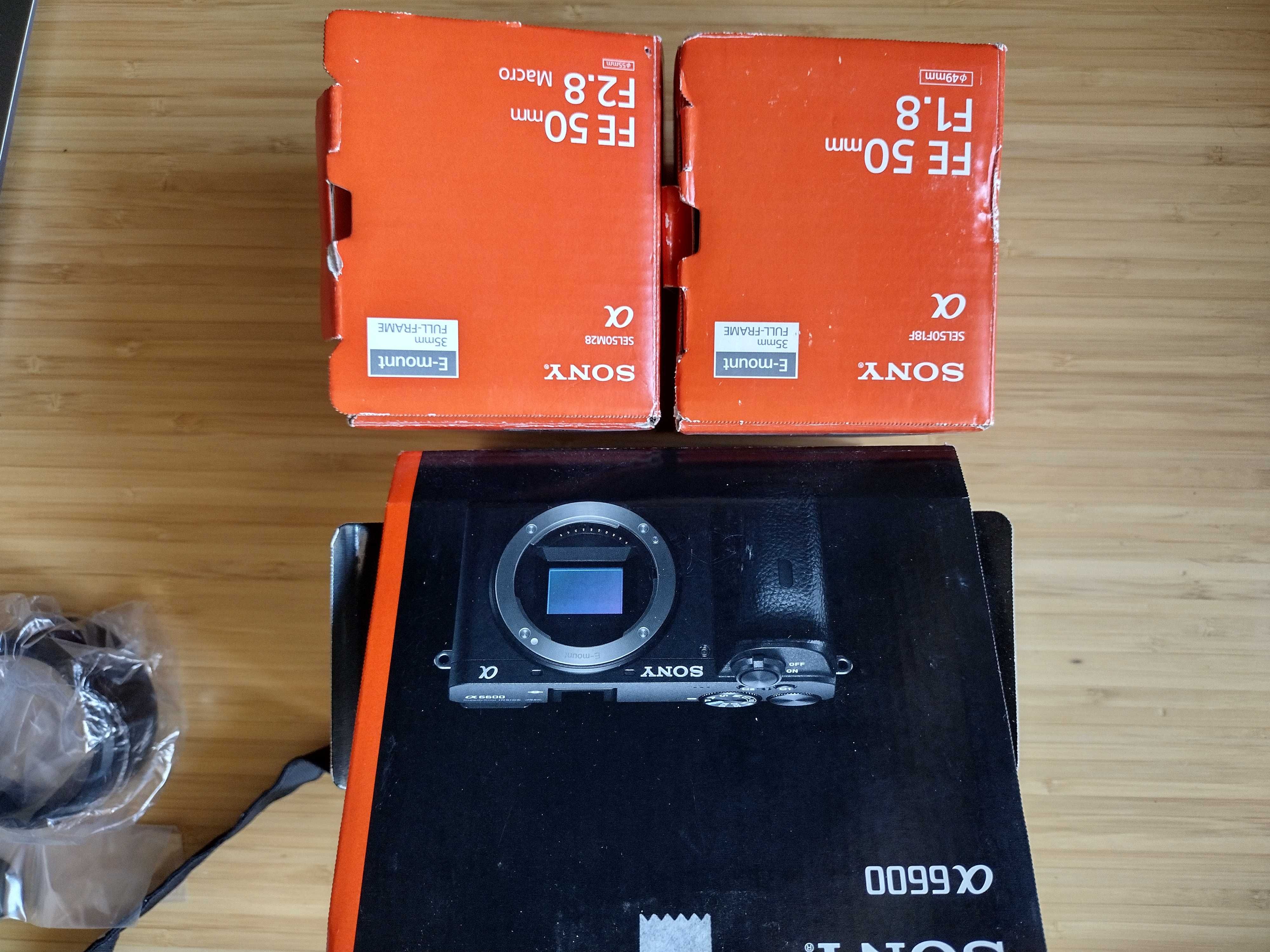 Aparat Sony a6600 + 3 obiektywy + karta SD. Jak nowy!