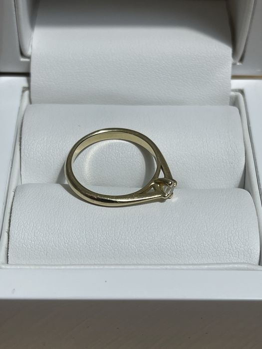 Pierścionek zaręczynowy diament brylant savicki 585 0,14 ct rozmiar 12