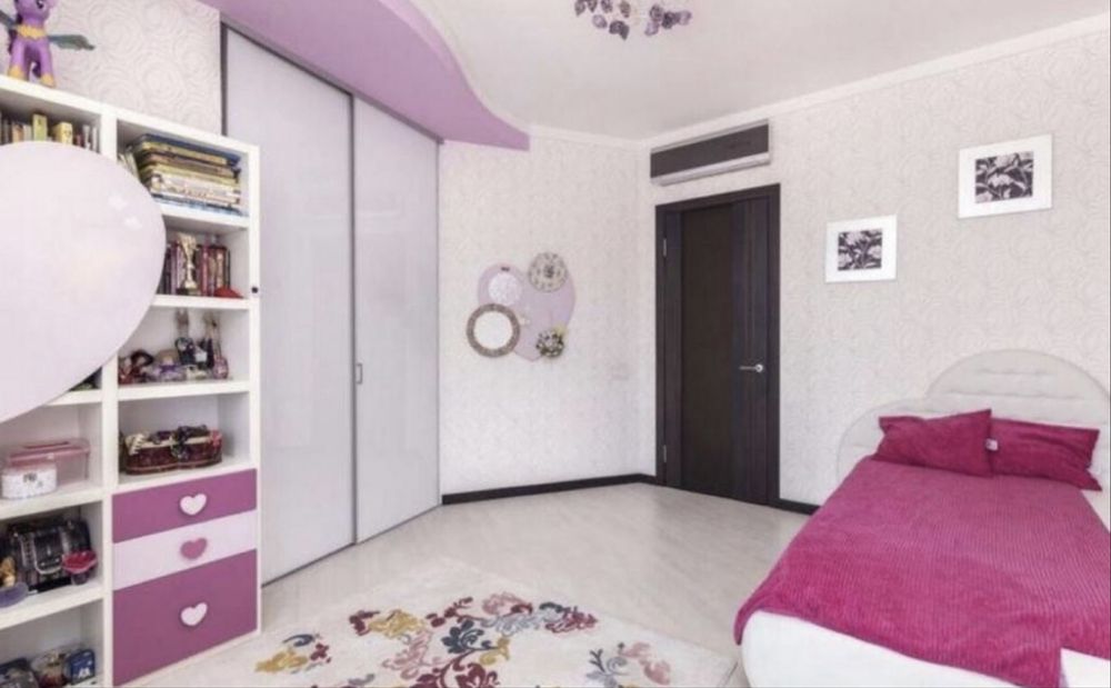 Е-сертификат 4к. 130кв.м., ЖК Свободы 36а (Иванова), Новострой, Центр