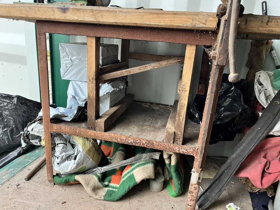 Stół warsztatowy imadło warsztat szlifierka