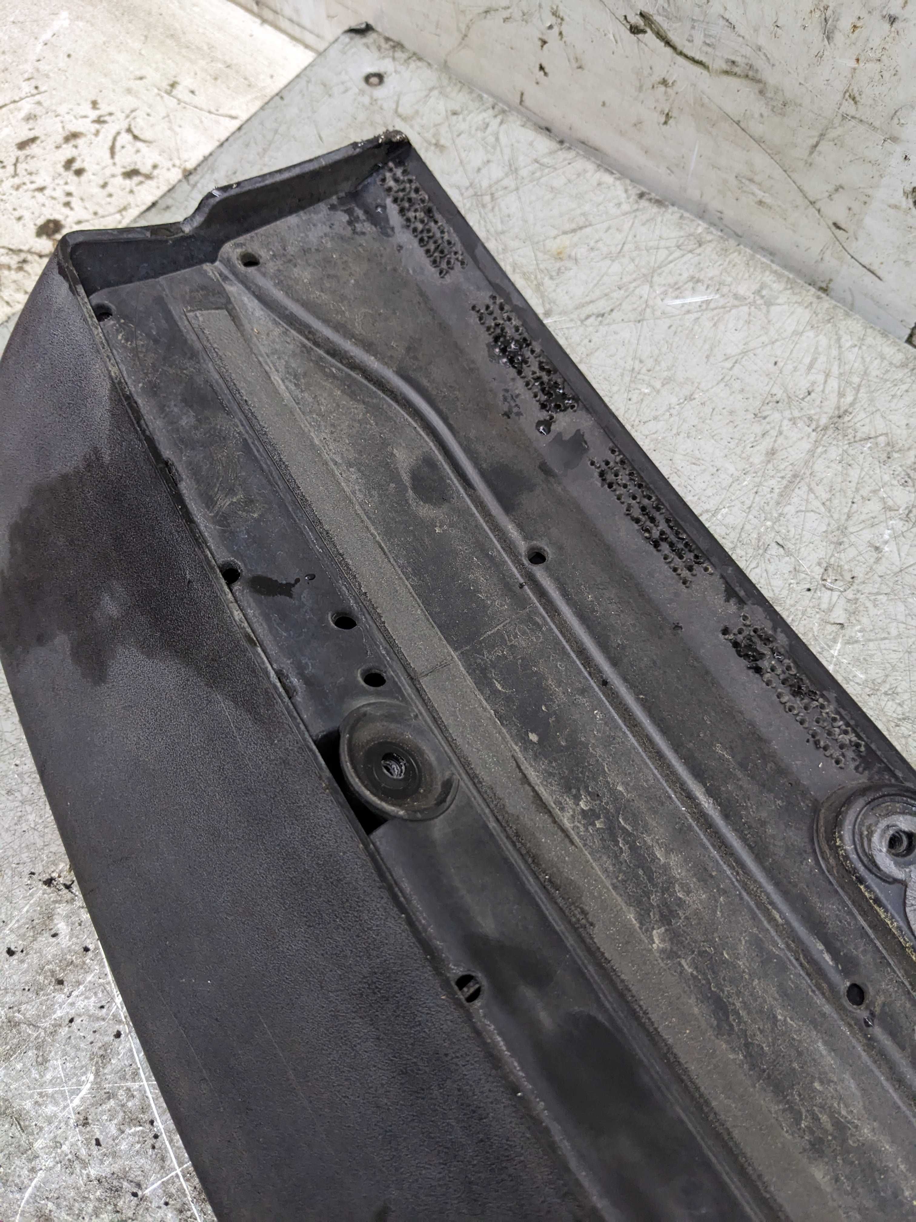 Ford C-MAX MK1 Spojler Lotka Klapy Bagażnika