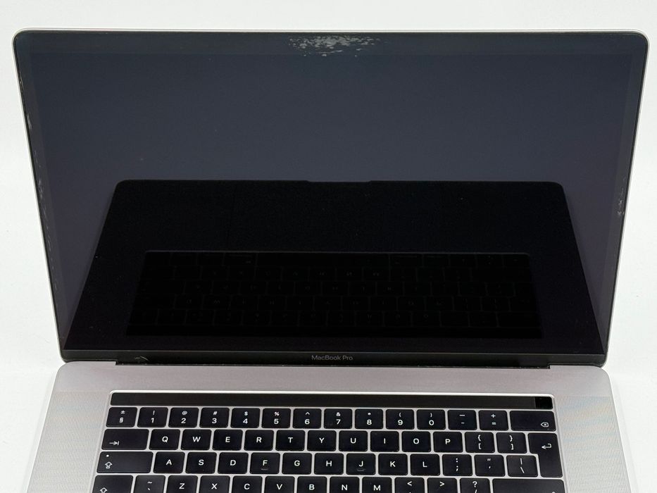 Laptop Apple Macbook Pro 15 2017 i7 16GB 512GB PRO560 A1707
