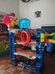 Pista / Garagem Hot Wheels City - praticamente nova