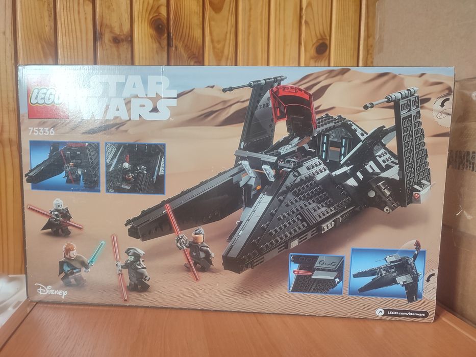 LEGO Star Wars 75336 Inquisitor Transport Scythe
LEGO Star Wars 75336