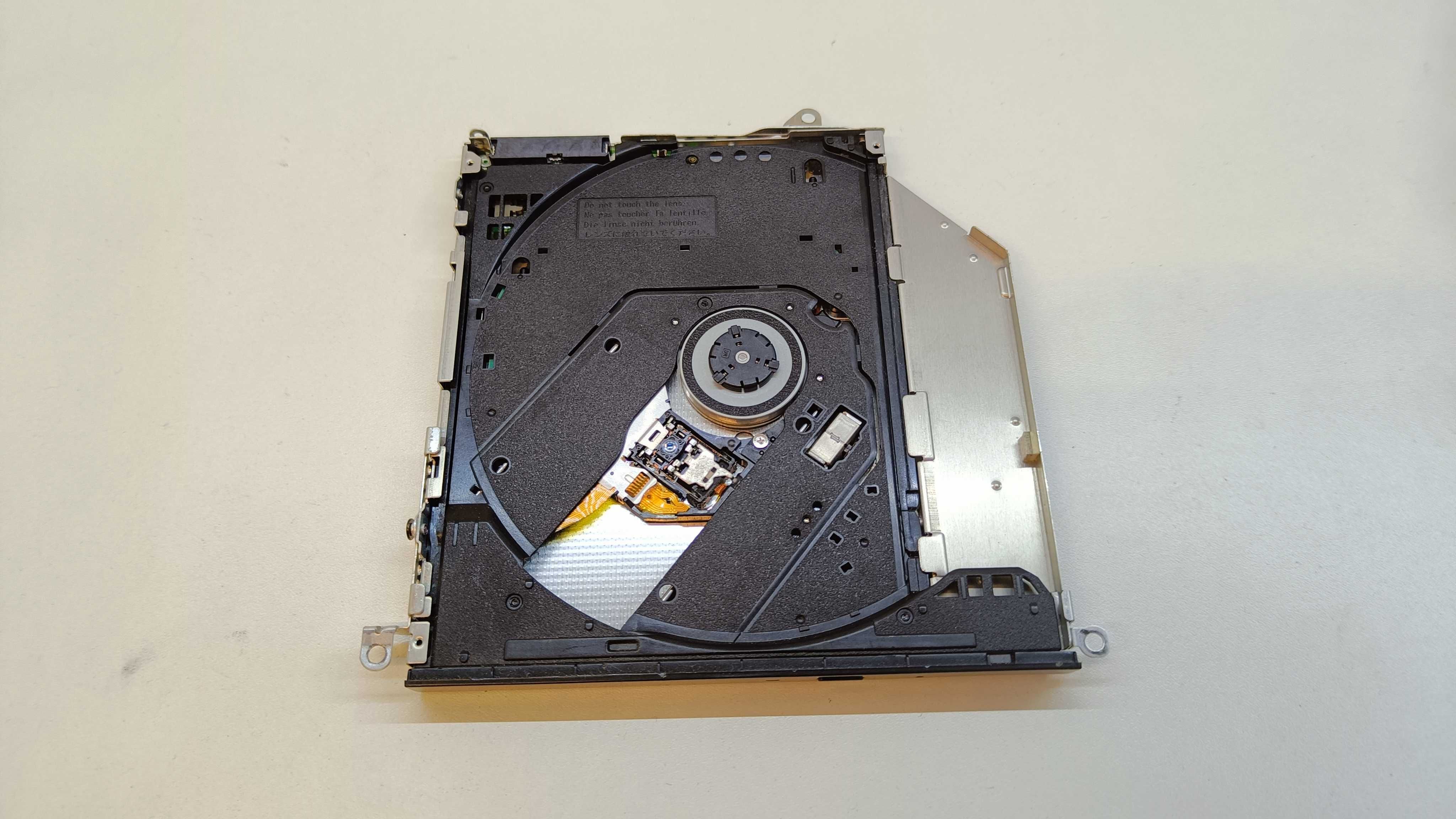 Toshiba R930 Napęd DVD