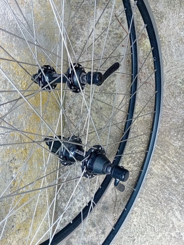 Rodas SCOTT 700 semi-novas