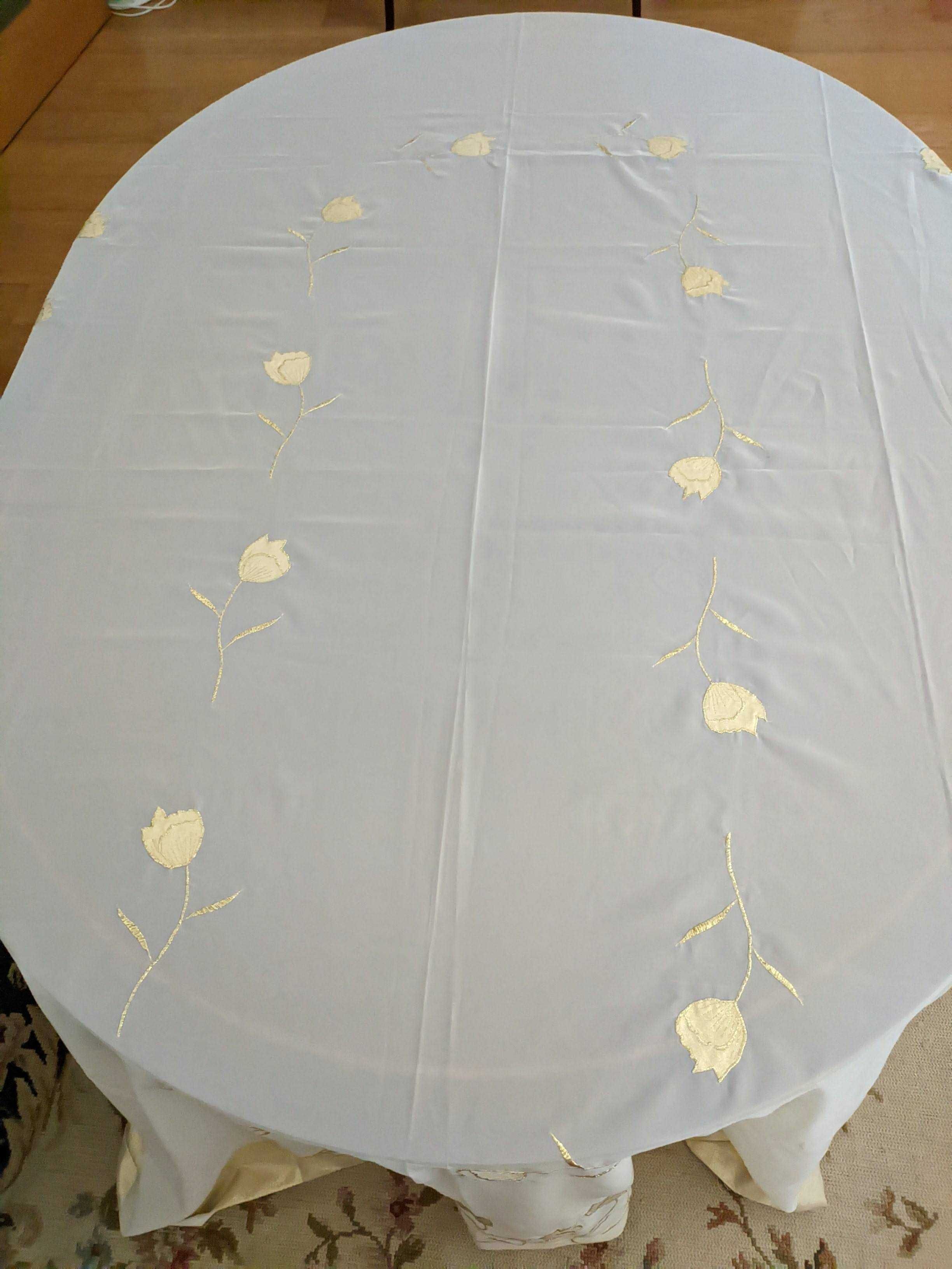 Toalha de Mesa ou Colcha Decorativa