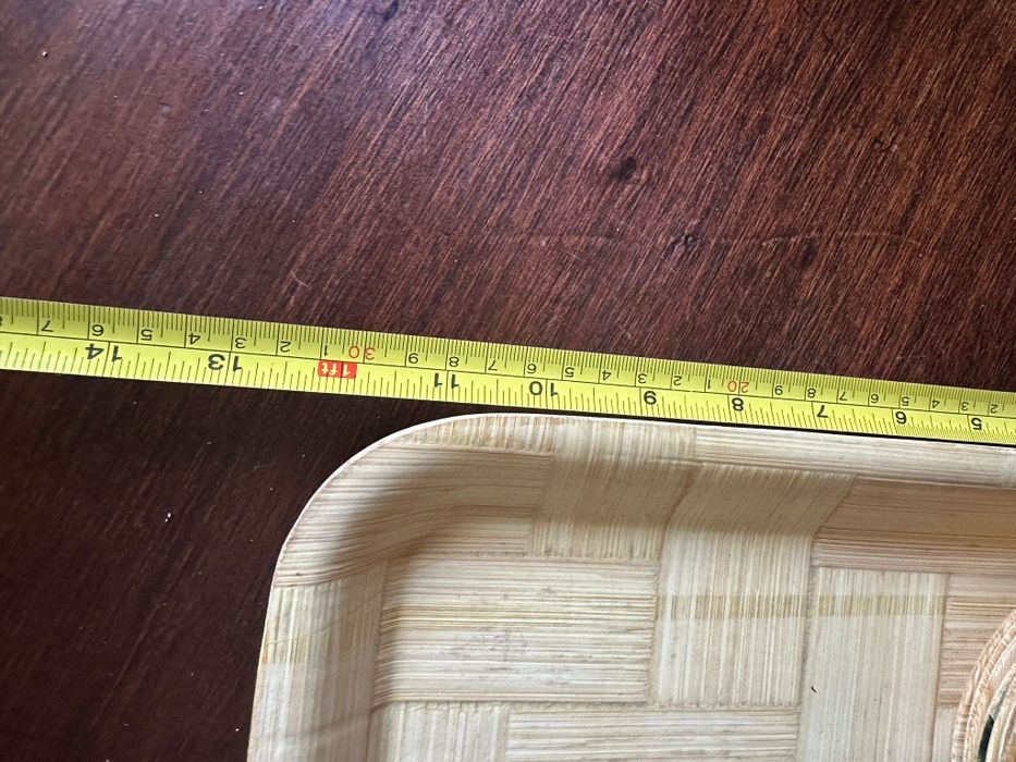 Tabuleiro com bases em bambu pintado à mão