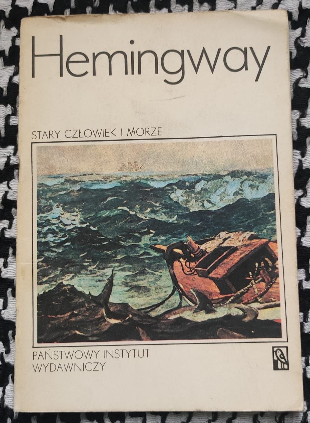 Ernest Hemingway - Stary człowiek i morze.