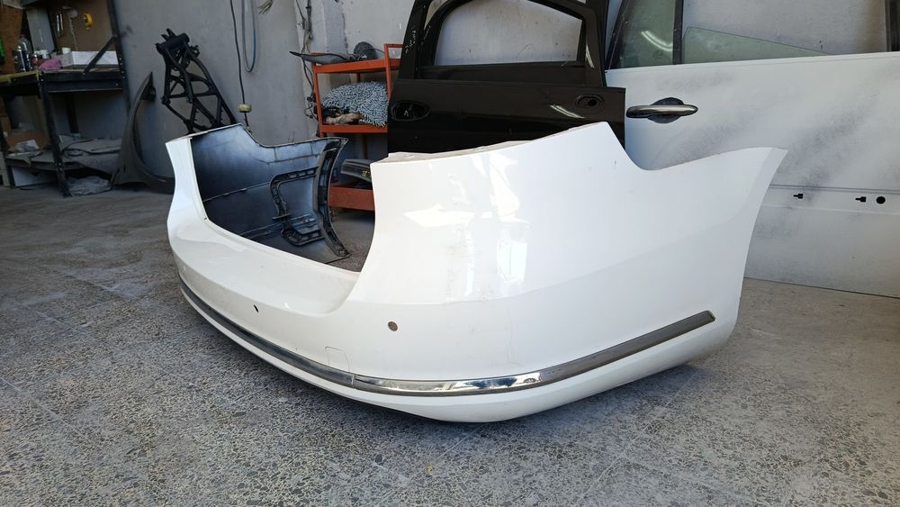 Parachoque traseiro VW Passat 2012