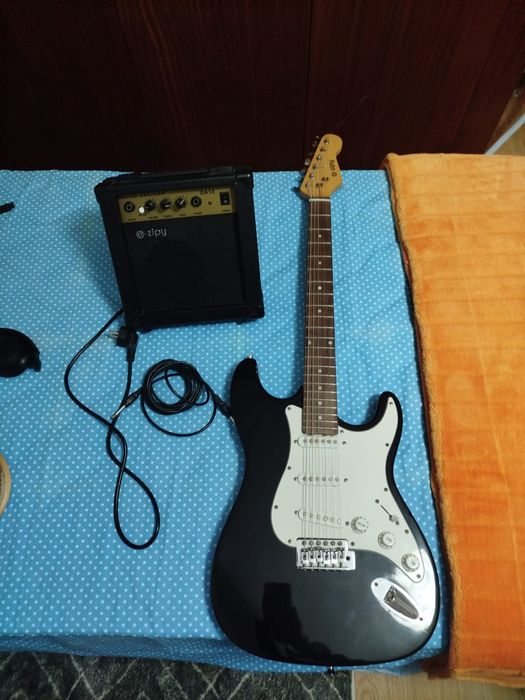 Guitarra elétrica ZIPPY com Amplificador e Cabo