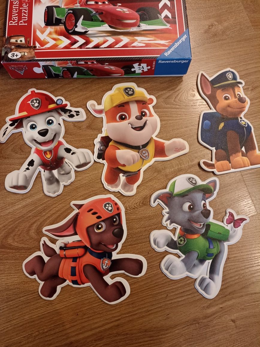 Puzzle, naklejki na ścianę.