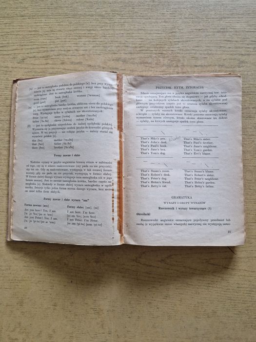 Książka podręcznik do nauki języka angielskiego