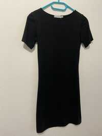 Czarna sukienka cinamoon xs/s obcisła dresowa