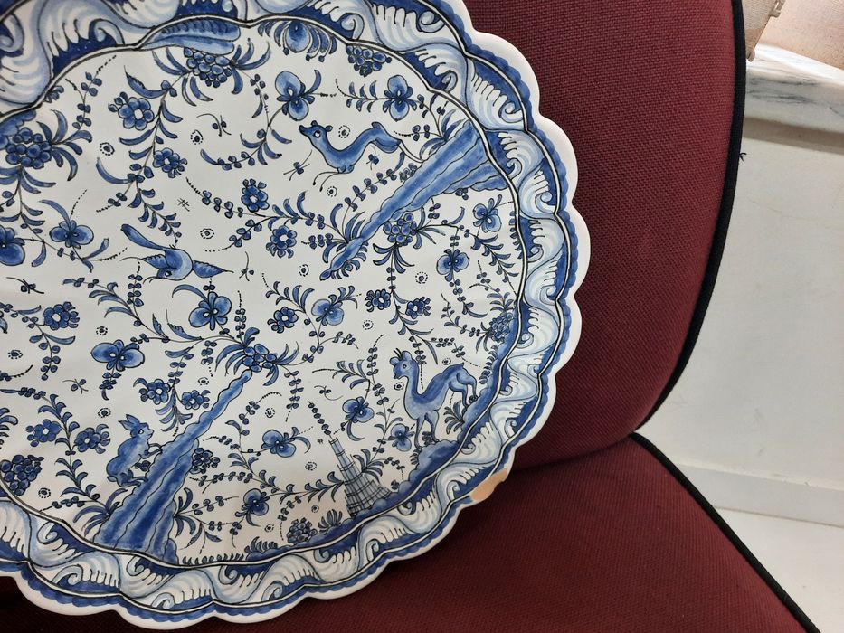 Pratos de decoração pintados a mão preço dos dois.