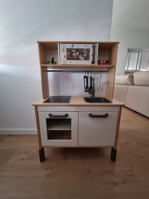 Cozinha de criança ikea mais acessórios