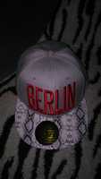 Snapback czapka Berlin