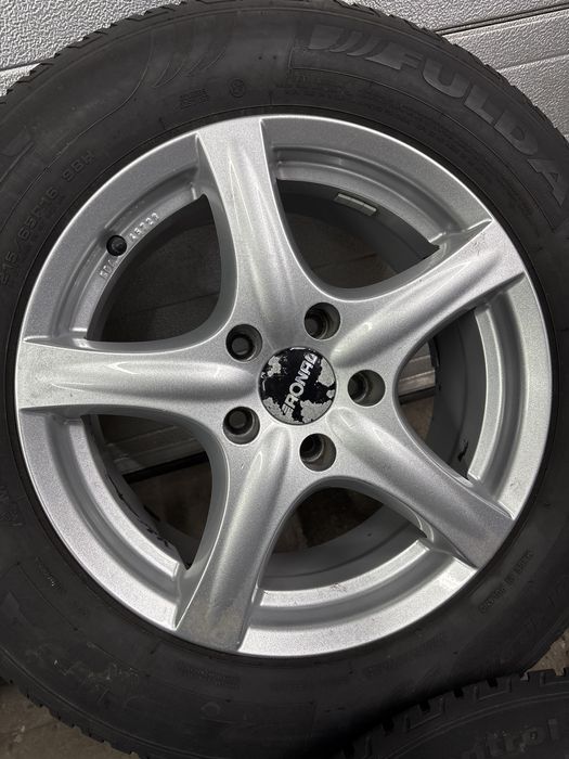 Koła 5x114.3 16 cali opony zimowe