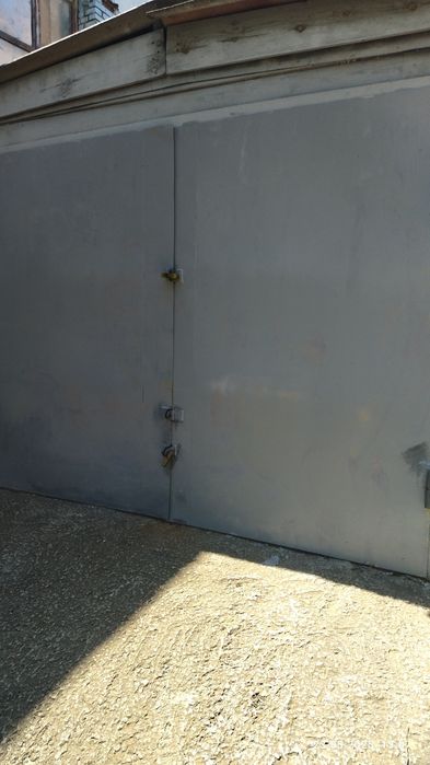 Продам металевий утеплений гараж