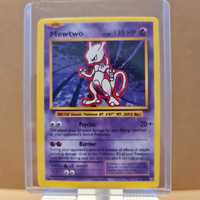 Carta Pokémon Mewtwo 51/108 - Capa Protetora Incluída