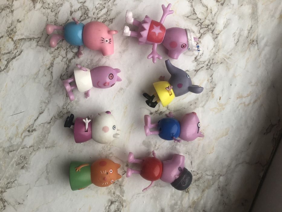 Свинка пепа, герої мультика