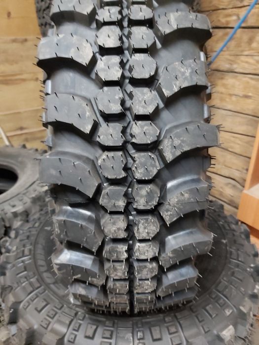 Opony Collin"s 225/70 R16 BREAKER MT/R 115/112Q Wzór Simex
