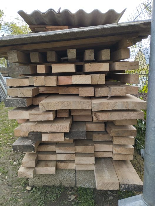 Дошка ясеня на сходи