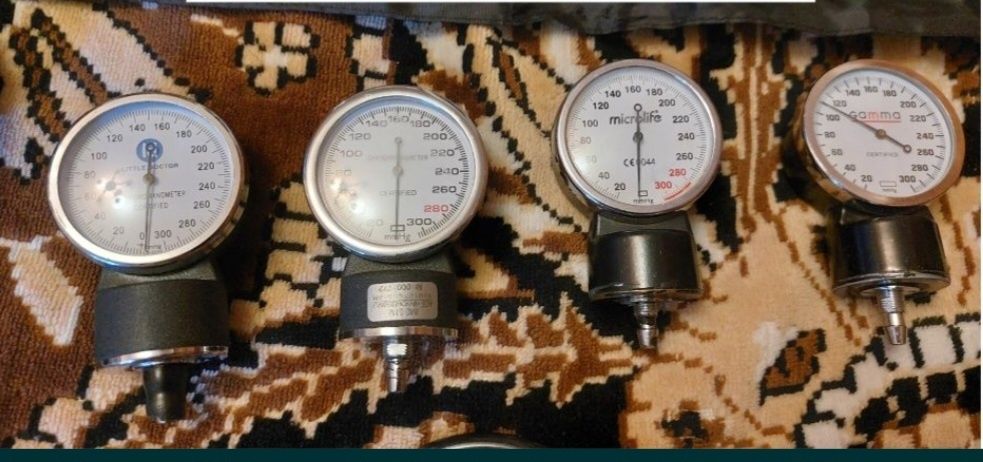 Тонометр запчастини. Запчасти к тонометру. Манометр.