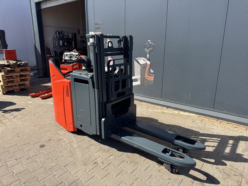 Paleciak elektryczny Linde 2019 r 210 cm 1200 kg D 12 sp wózek rydwan