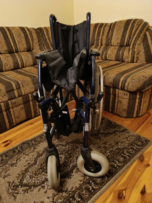 Sprzedam Wózek inwalidzki ręczny Jazz S50 Vermeiren