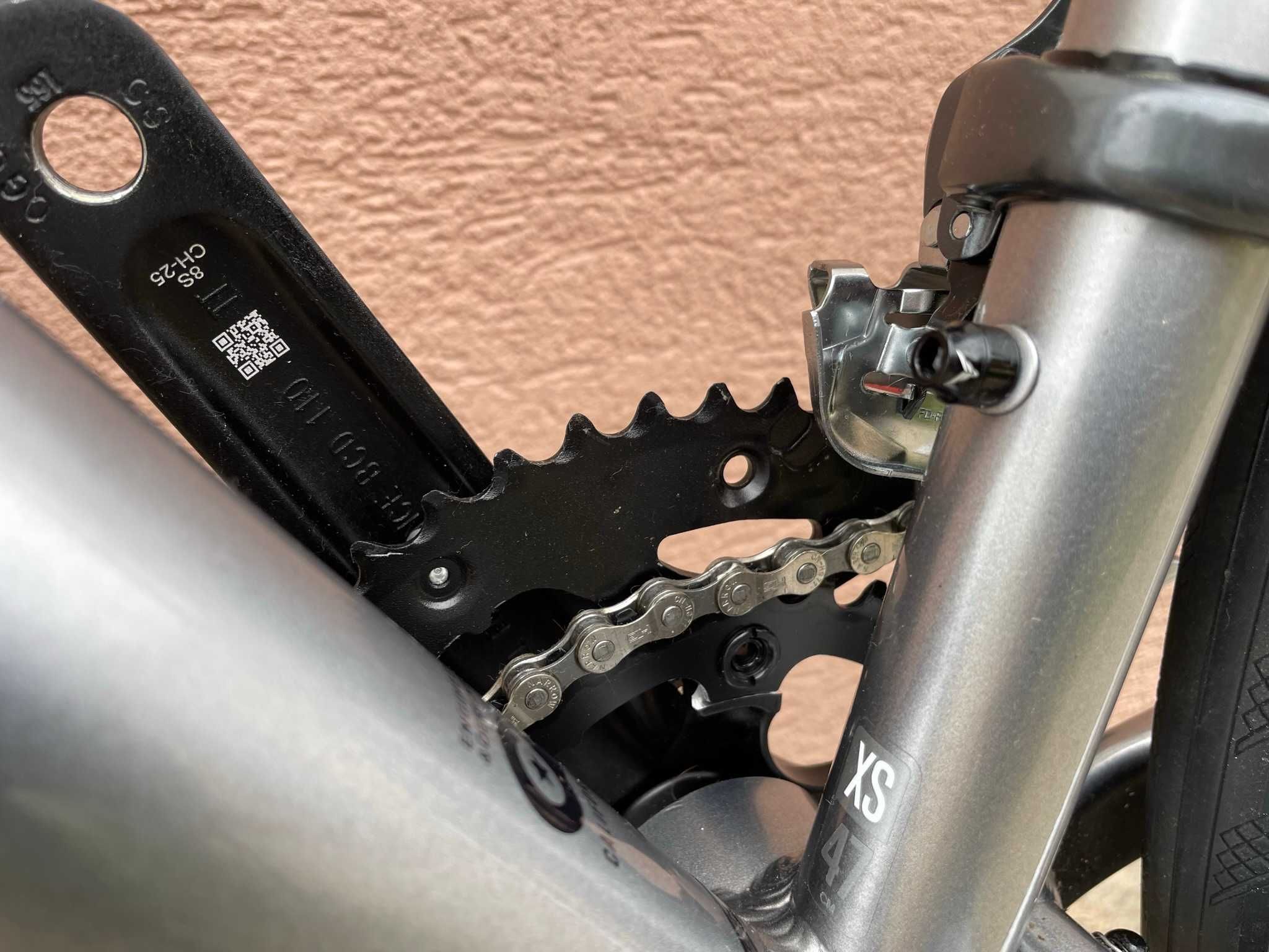 Rower szosowy Felt VR60, hamulce tarczowe, sztywne osie, jak nowy