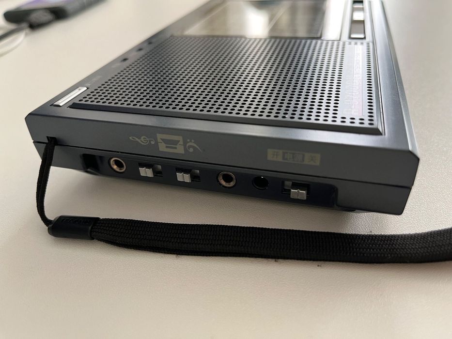 Радіоприймач Tecsun R-9700 DX