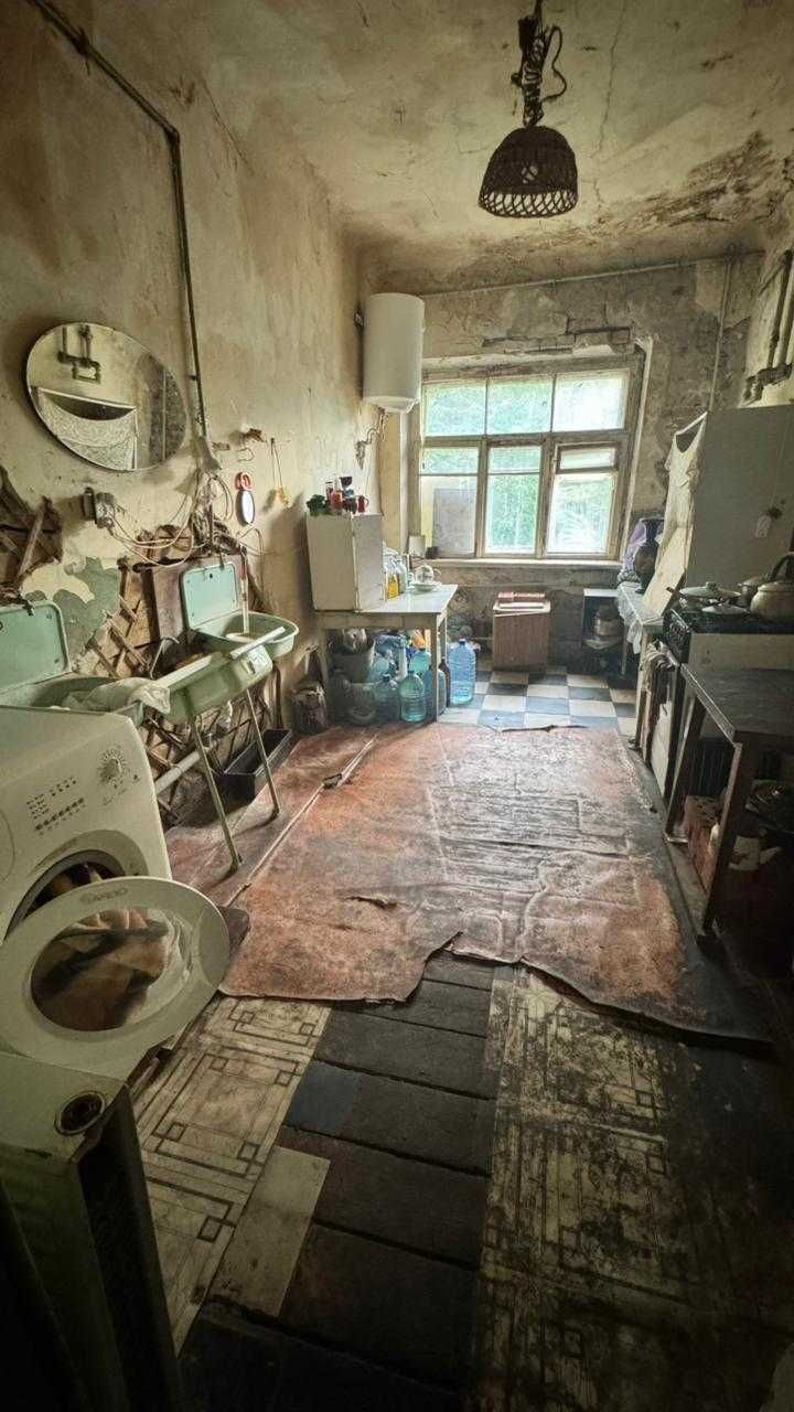 Продам кімнату у будинку готельного типу