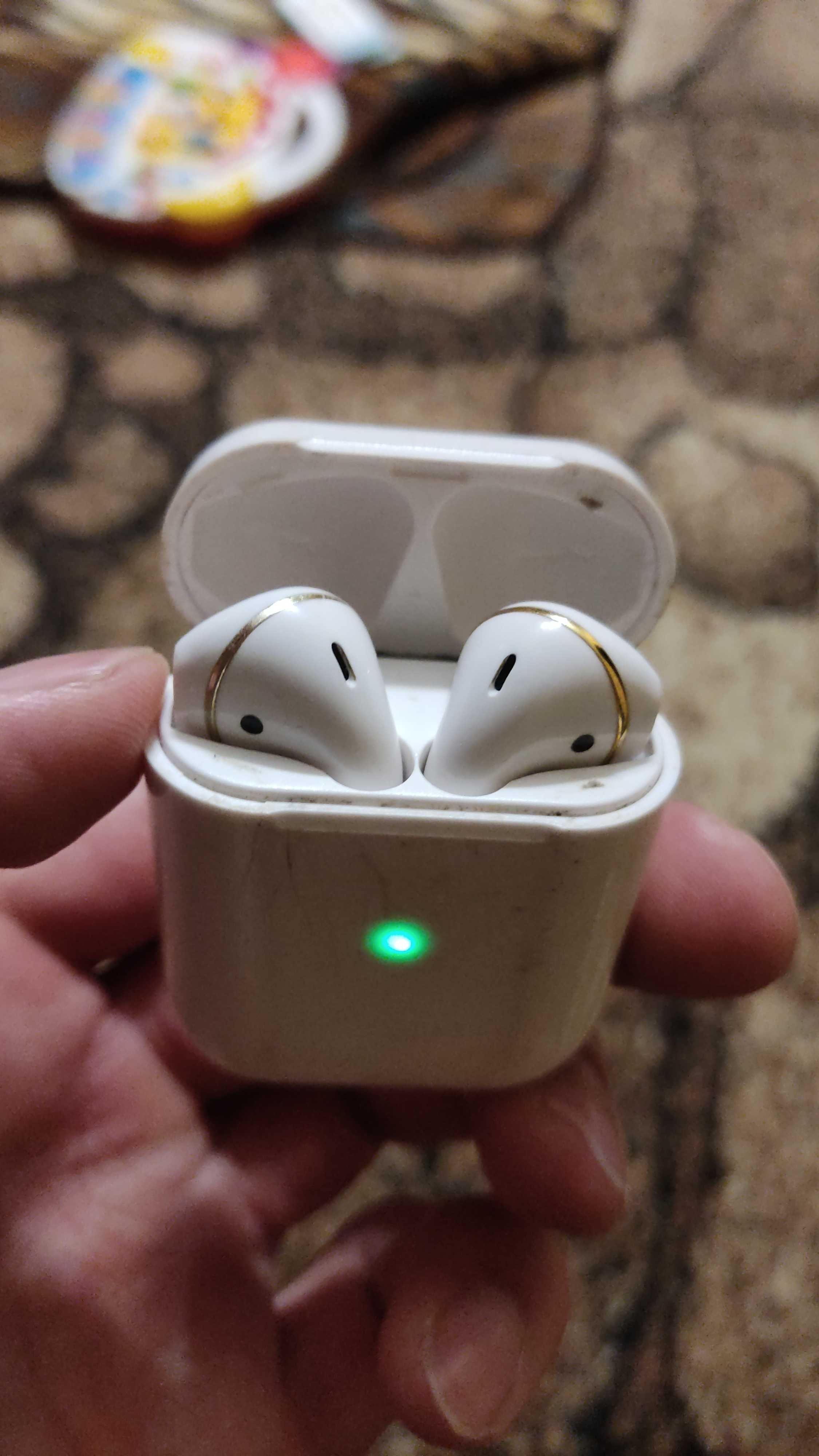 Продам навушники Air Pods