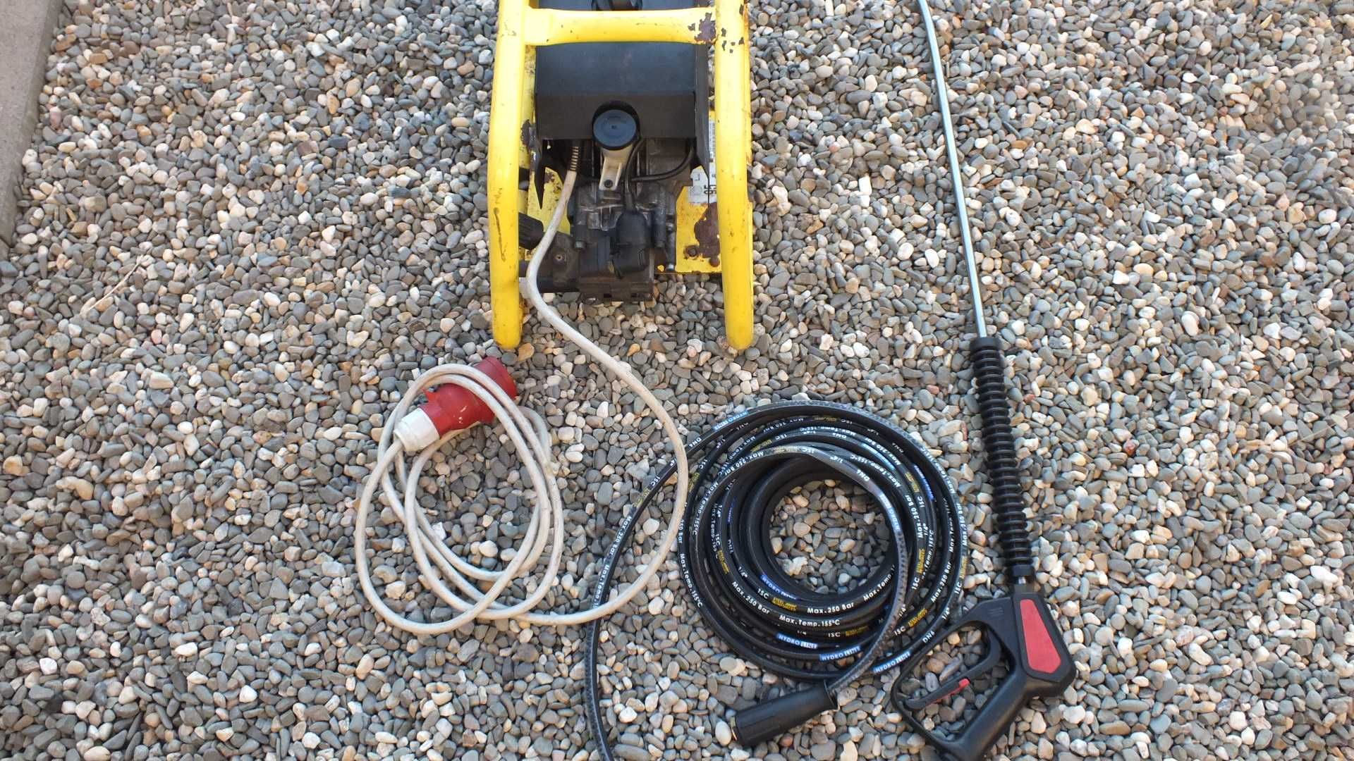 Myjka ciśnieniowa Karcher HD 715 ST  400V