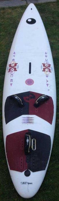 prancha de windsurf com 2 velas - só falta pé de mastro - BIC