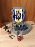 Playmobil Set 5864 - Cavaleiros / Castelo / Escudo