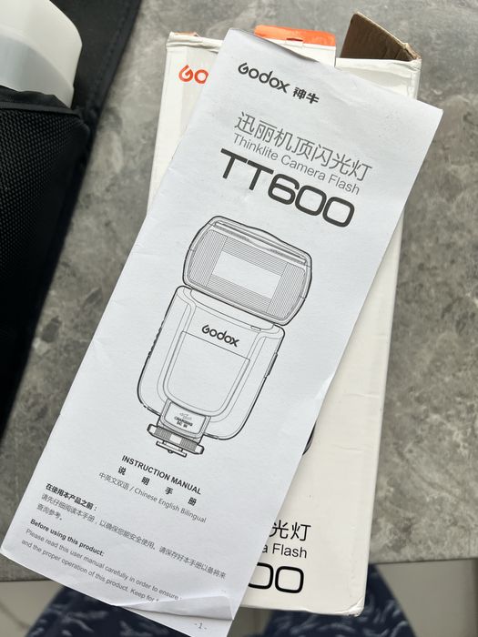 Вспишка Godox TT600