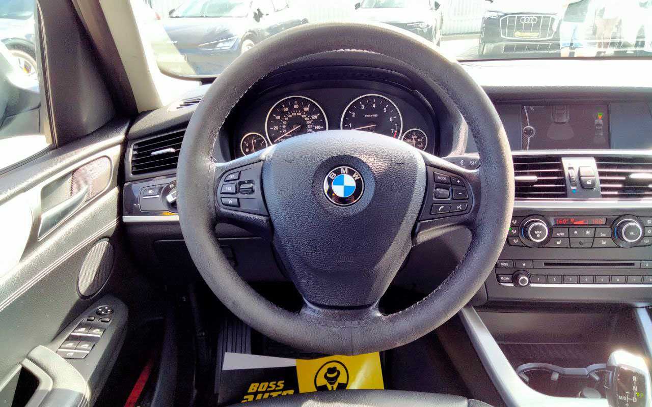 BMW X3 2011 року
