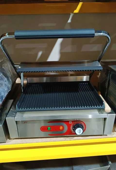 Torradeira Grande Industrial - NOVA EM CAIXA