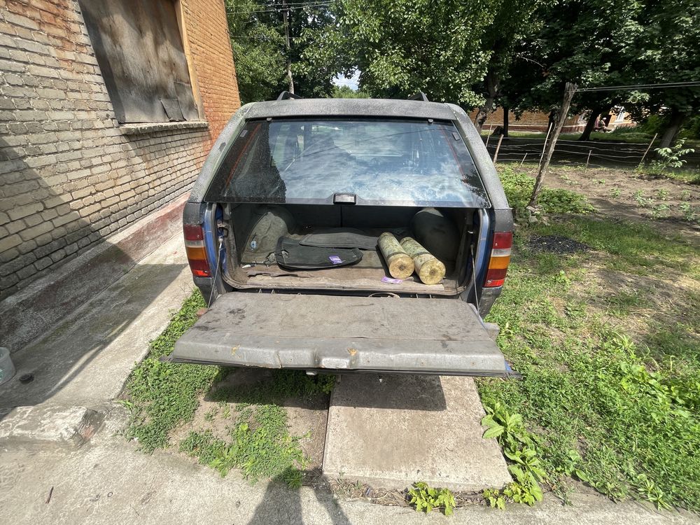 Опель фронтера на ходу заводиться едет