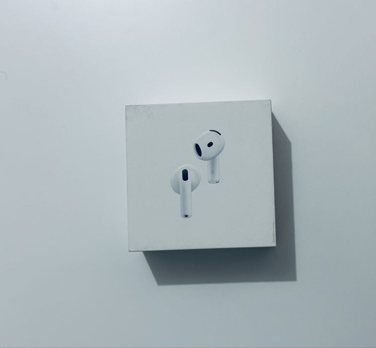 Airpods 4 Active Noise cancelation selado