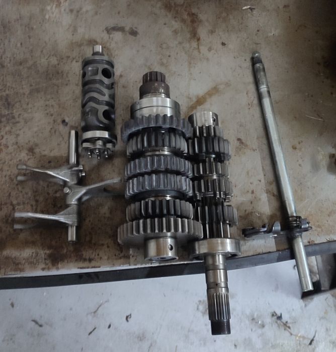 Skrzynia biegów Honda CBR 954/929