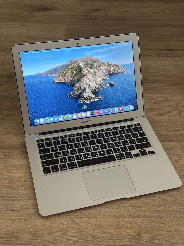 MacBook Air 13  2015 256 intel core i5 озу 8 гб