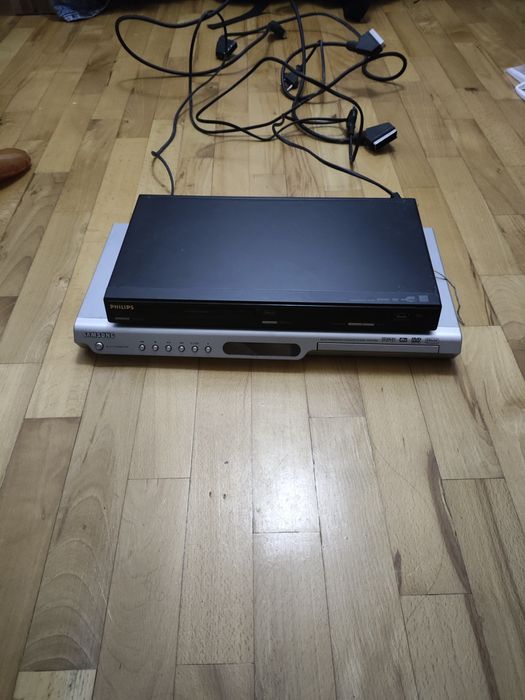 Odtwarzacze DVD Philips i Samsung