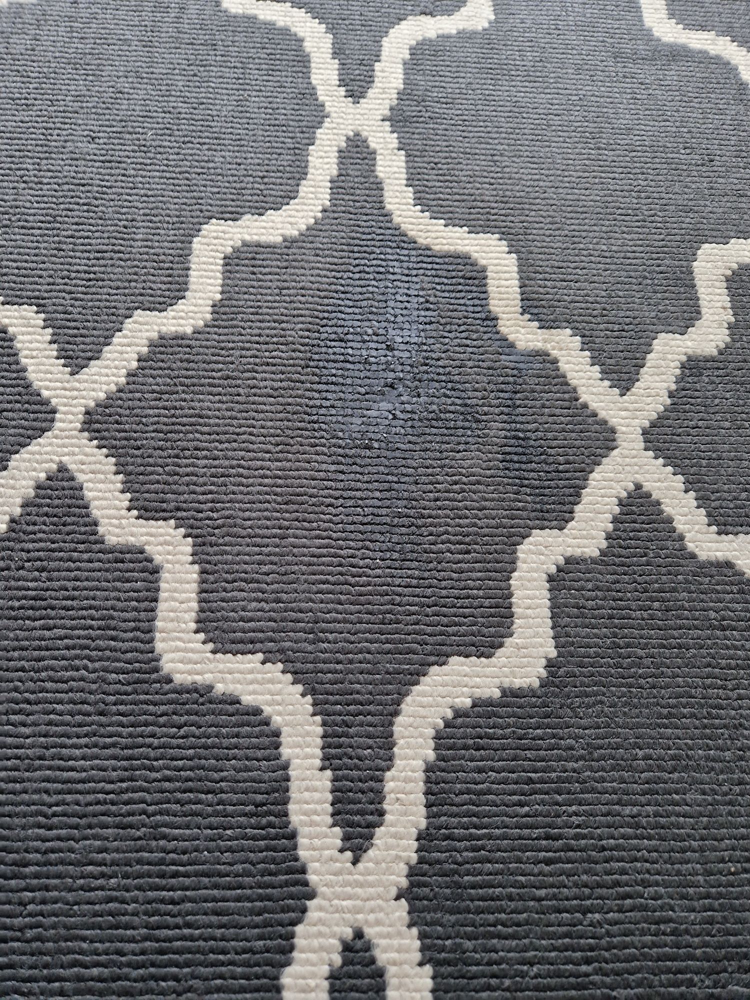 Dywan Ikea Hovslund marokańska koniczyna szary 160x230 cm
