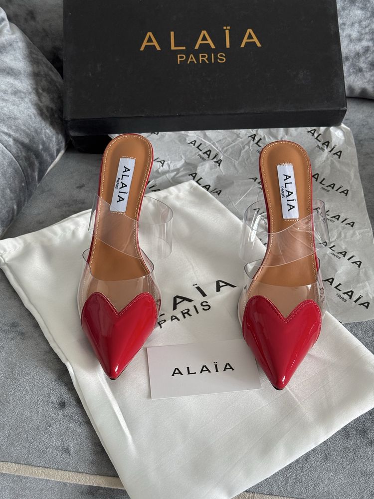 Лаковые туфли 37 и 38 размер босоножки с прозрачными вставками alaia