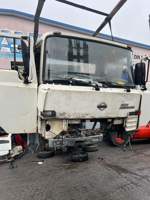 Kabina Nissan ECO T-100 !! Karoseria, Transport, Części !!