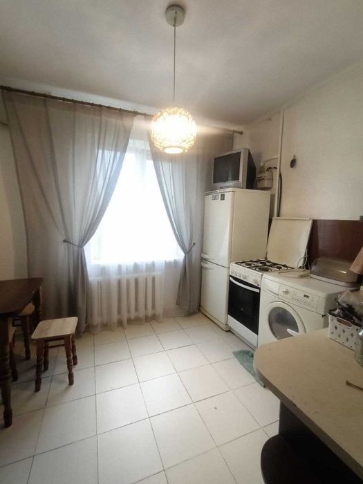 продам 1 комн. кв на  ул. Ильфа и Петрова